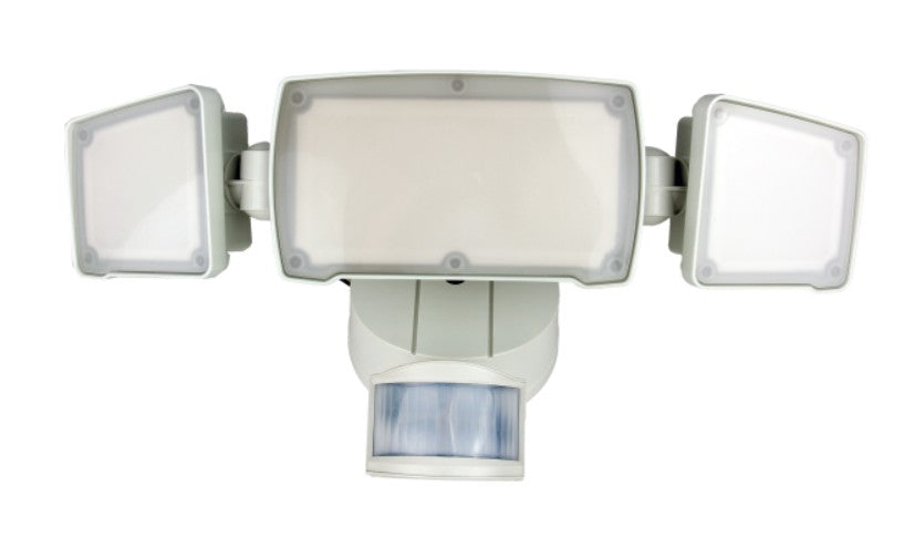 SECURITY FLOOD LIGHT WITH MOTION SENSOR, 3 HEAD, 50W, 120V, WHITE